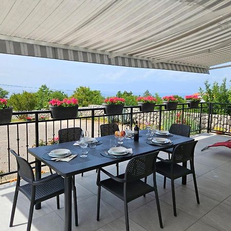 Apartment Belvedere คราลเยวีจา ภายนอก รูปภาพ