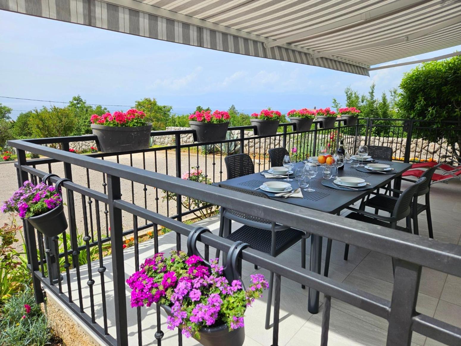 Apartment Belvedere คราลเยวีจา ภายนอก รูปภาพ